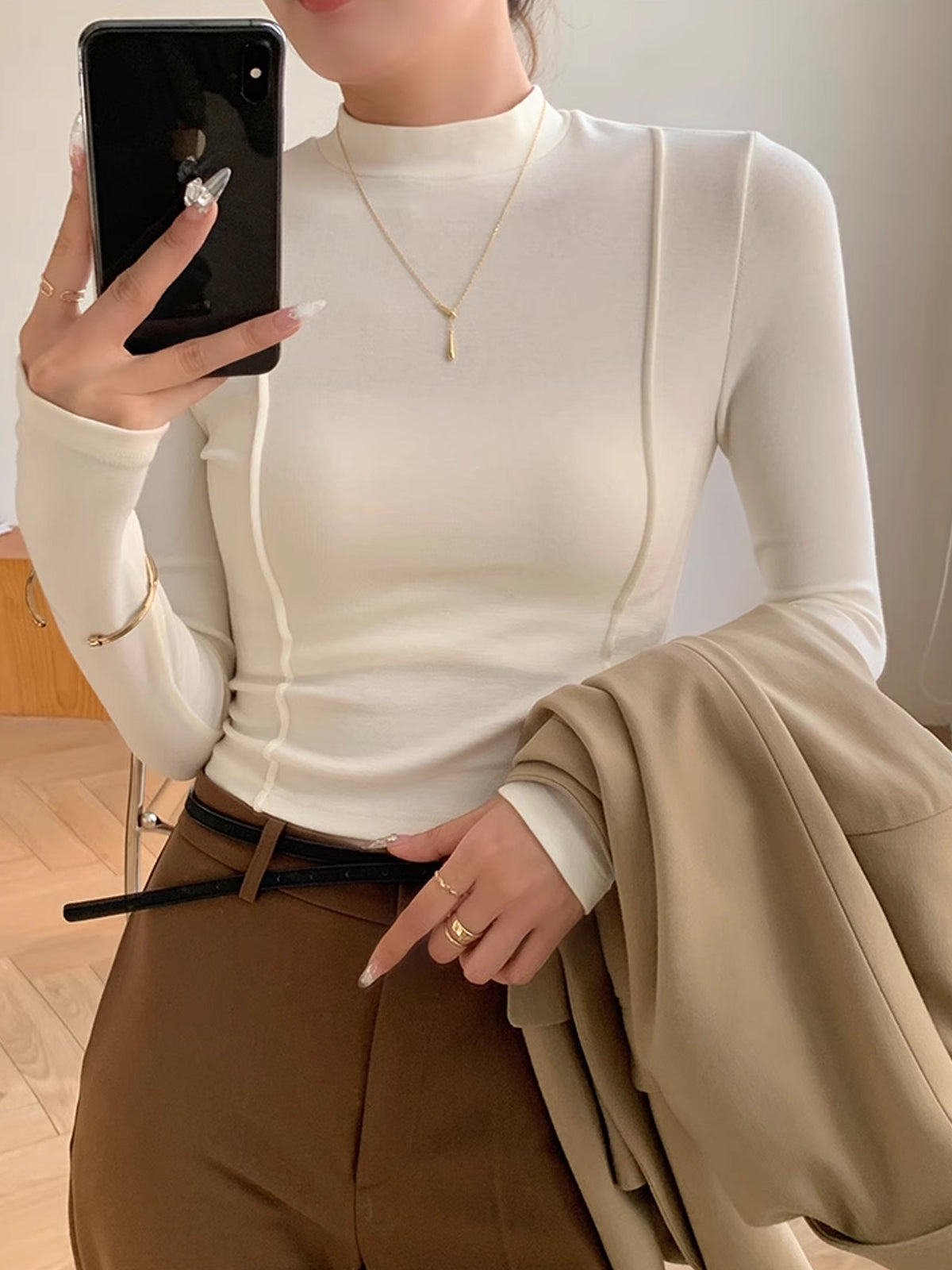 Blůza s Pipingem v Jednoduchém Jersey