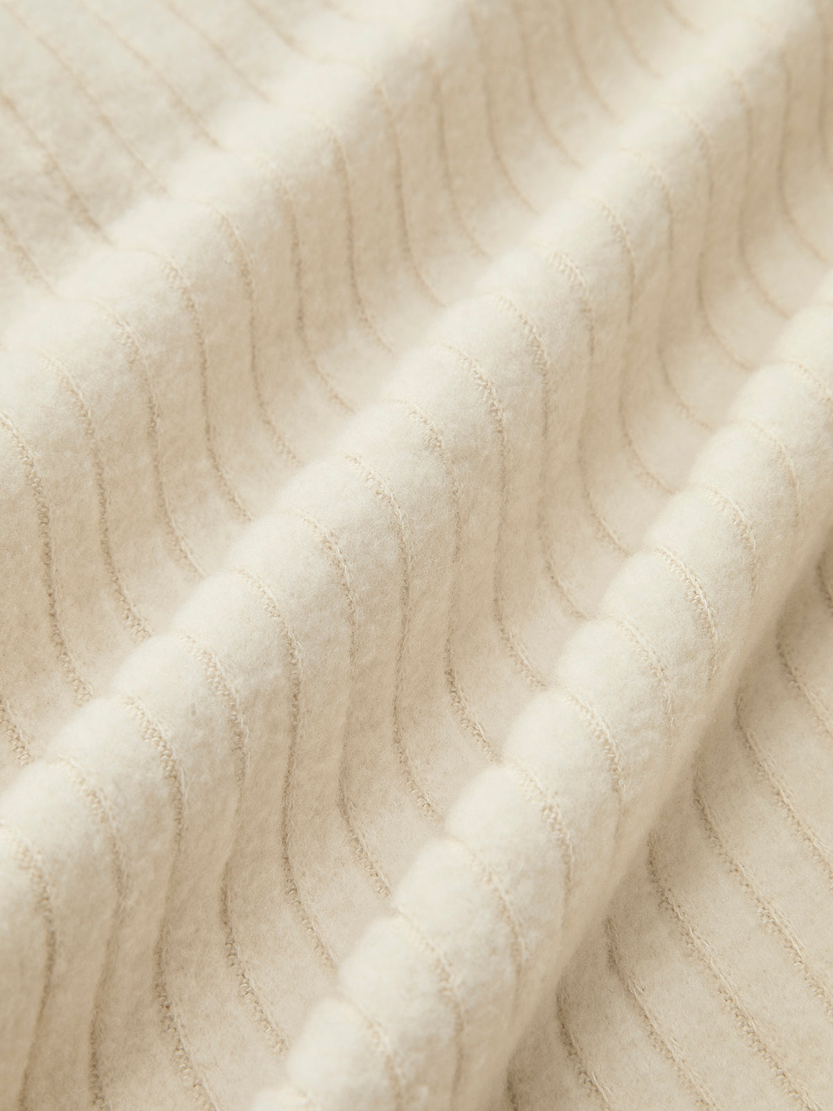 Hedvábná blůza s V výstřihem a páskem