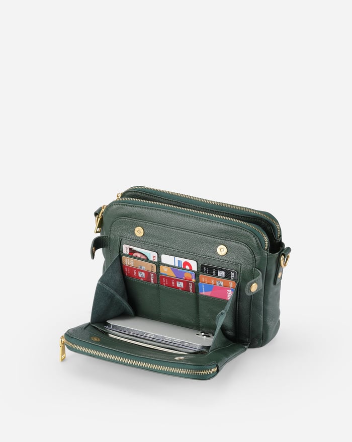 Josefin | Ručně vyráběná taška přes rameno z měkké kůže