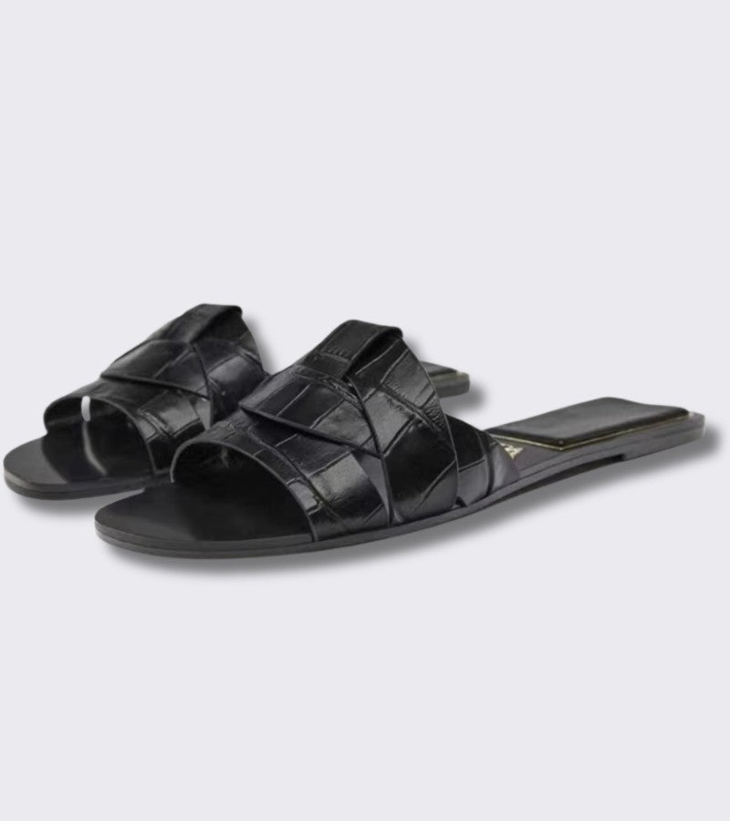 Zaba | Elegantní nízké sandály s pletením